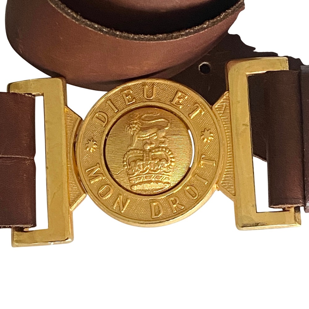 Vintage British Royal Coat of Arms Dieu Et Mon Droit Brown Leather Belt 36-42